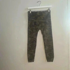 Spanx camo seamless‎ leggings 1X